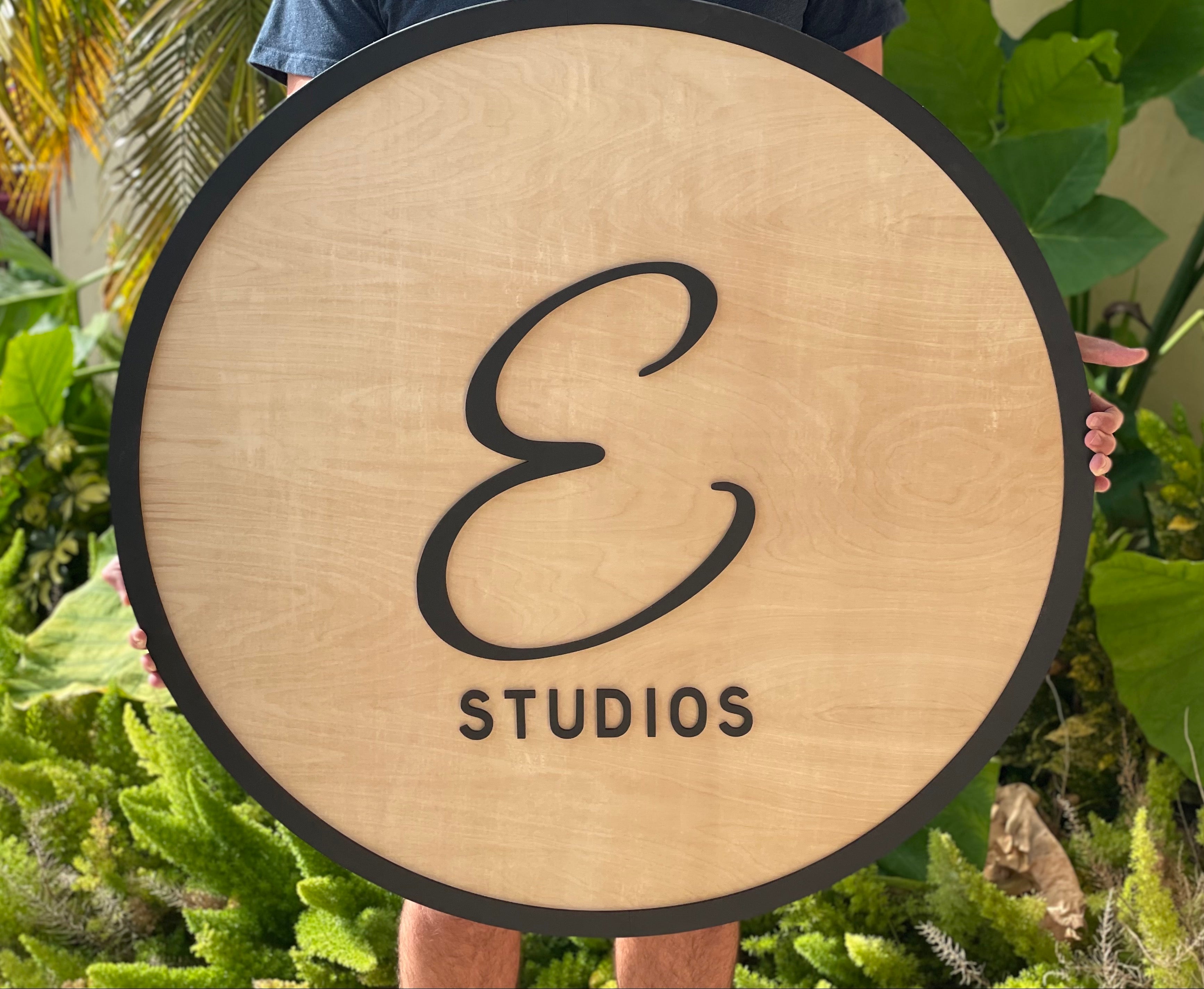 Custom Round Indoor 3D Logo Sign – Crafted 3D Signs